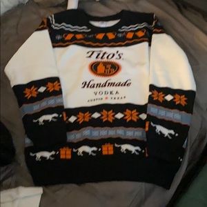 Brand new cozy sweater 🍸🍸🍸